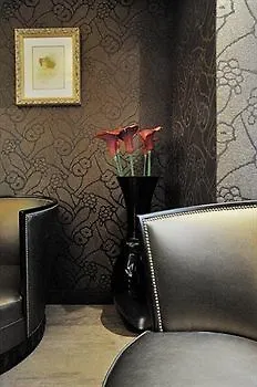 ****  Hotel Des Champs-Elysees Paryż Francja